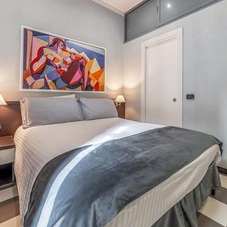 Rome In Love B&B - Termini Train Station Екстер'єр фото
