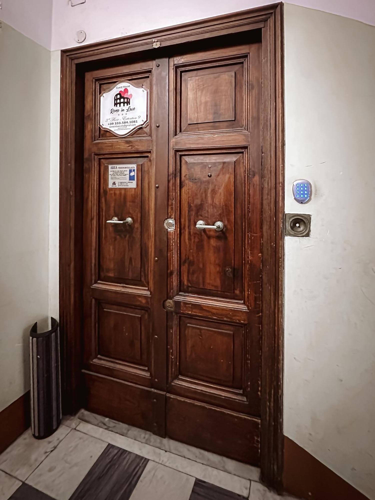 Rome In Love B&B - Termini Train Station Екстер'єр фото
