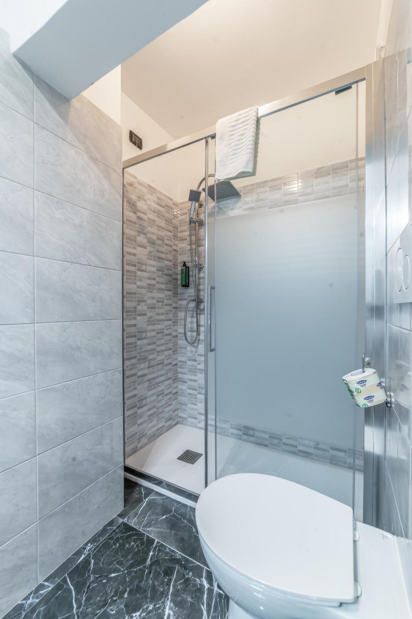 Rome In Love B&B - Termini Train Station Екстер'єр фото