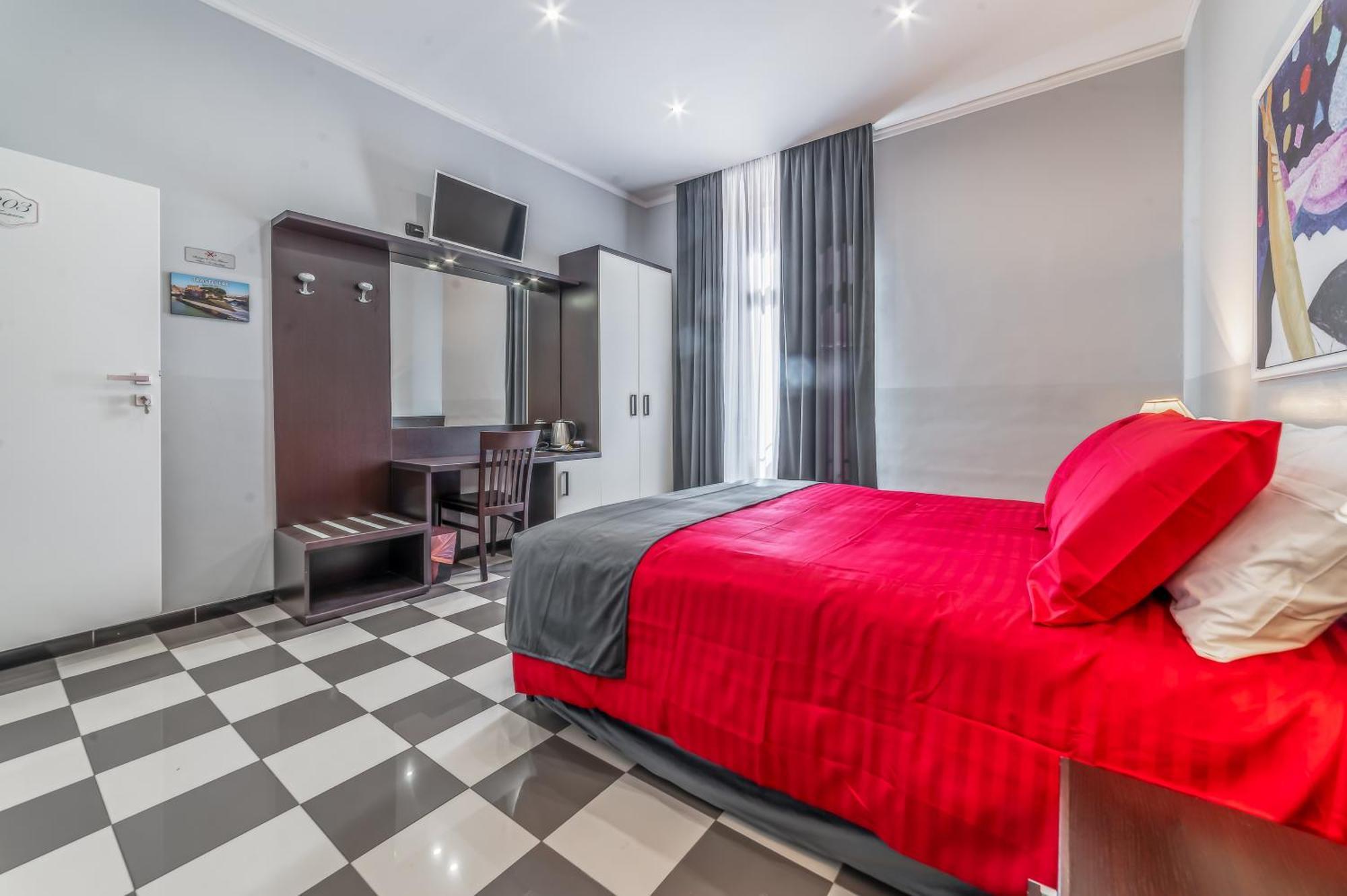 Rome In Love B&B - Termini Train Station Екстер'єр фото