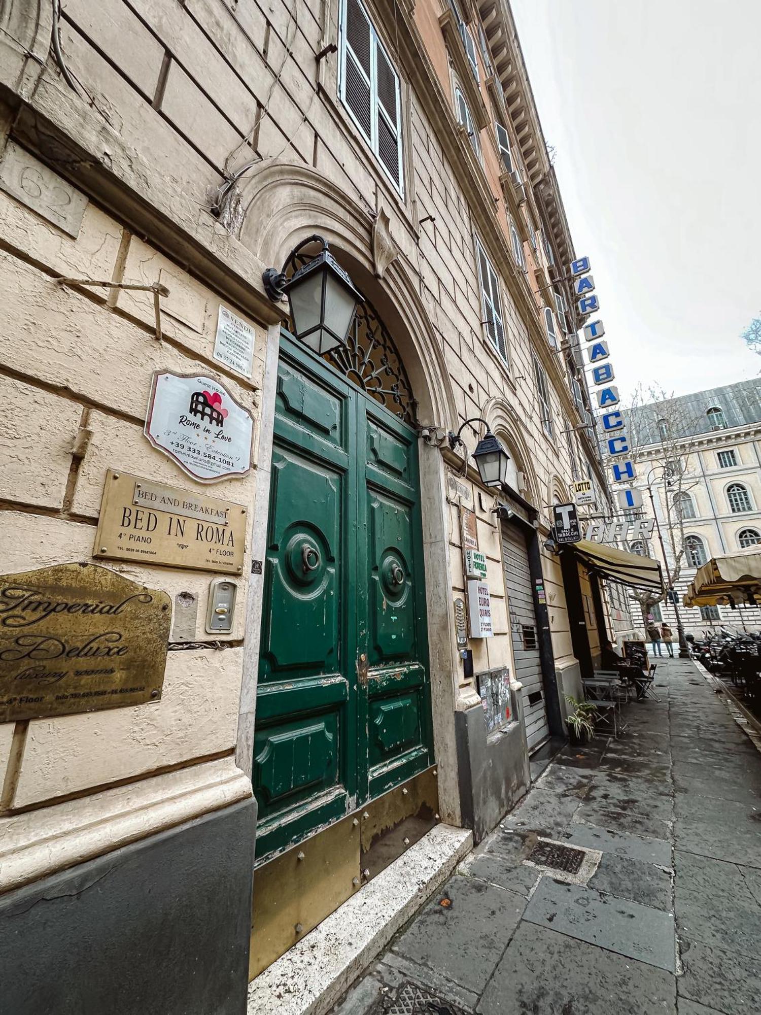 Rome In Love B&B - Termini Train Station Екстер'єр фото